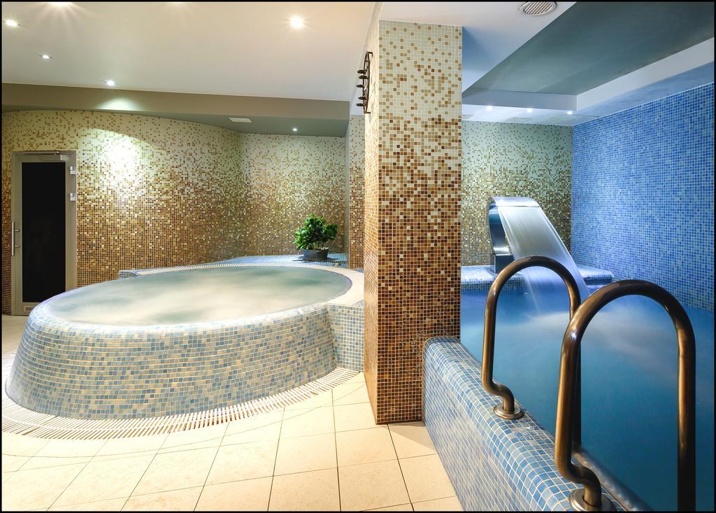 Alka Hotel Паланга Экстерьер фото